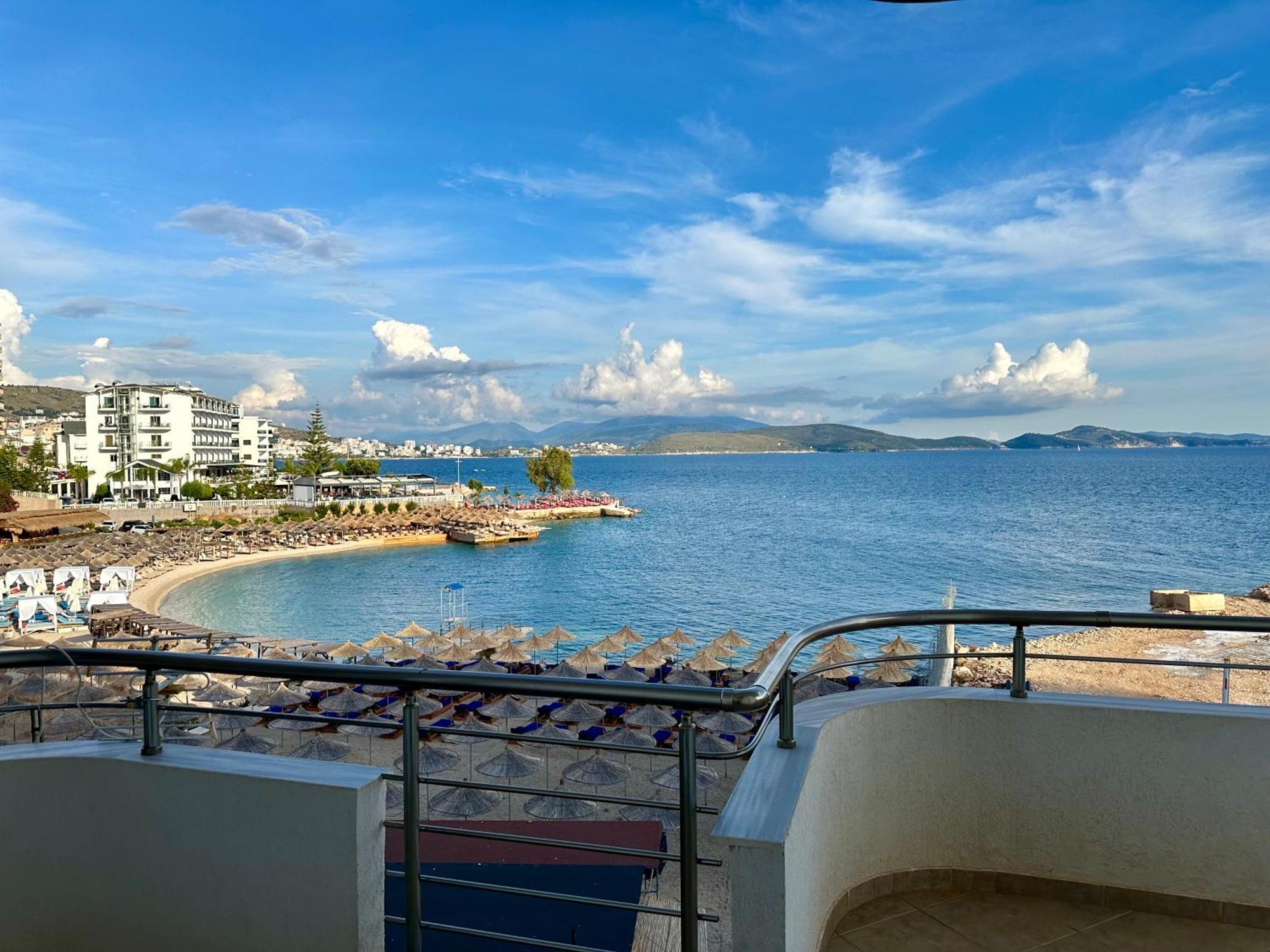 Aqua Apartments Seaview Sarandë Eksteriør bilde
