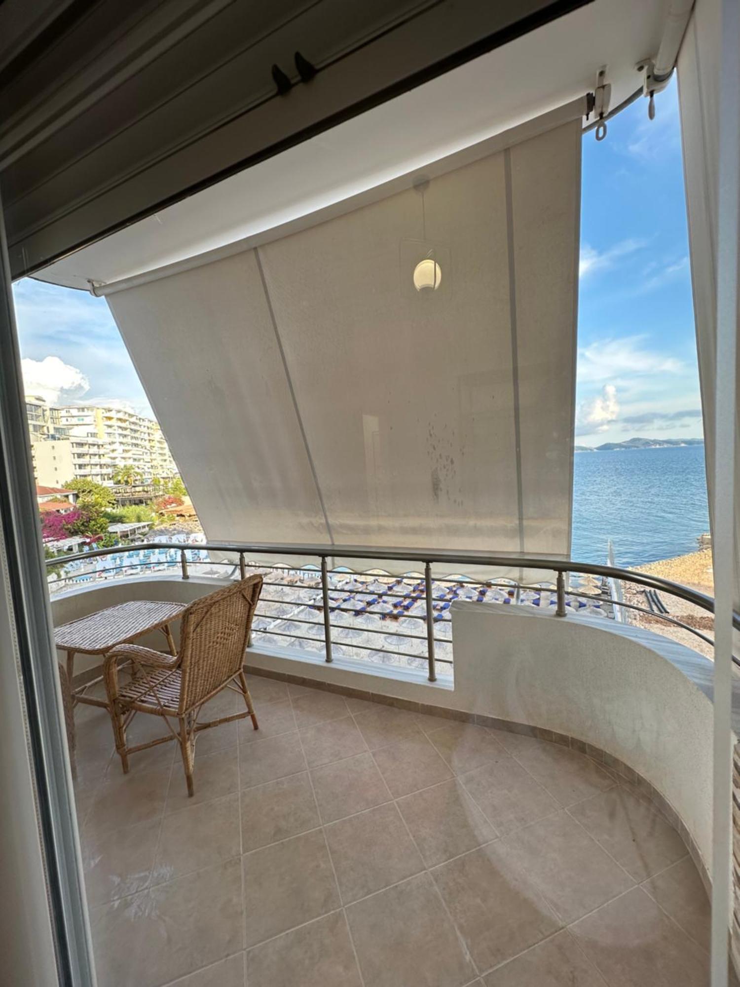 Aqua Apartments Seaview Sarandë Eksteriør bilde