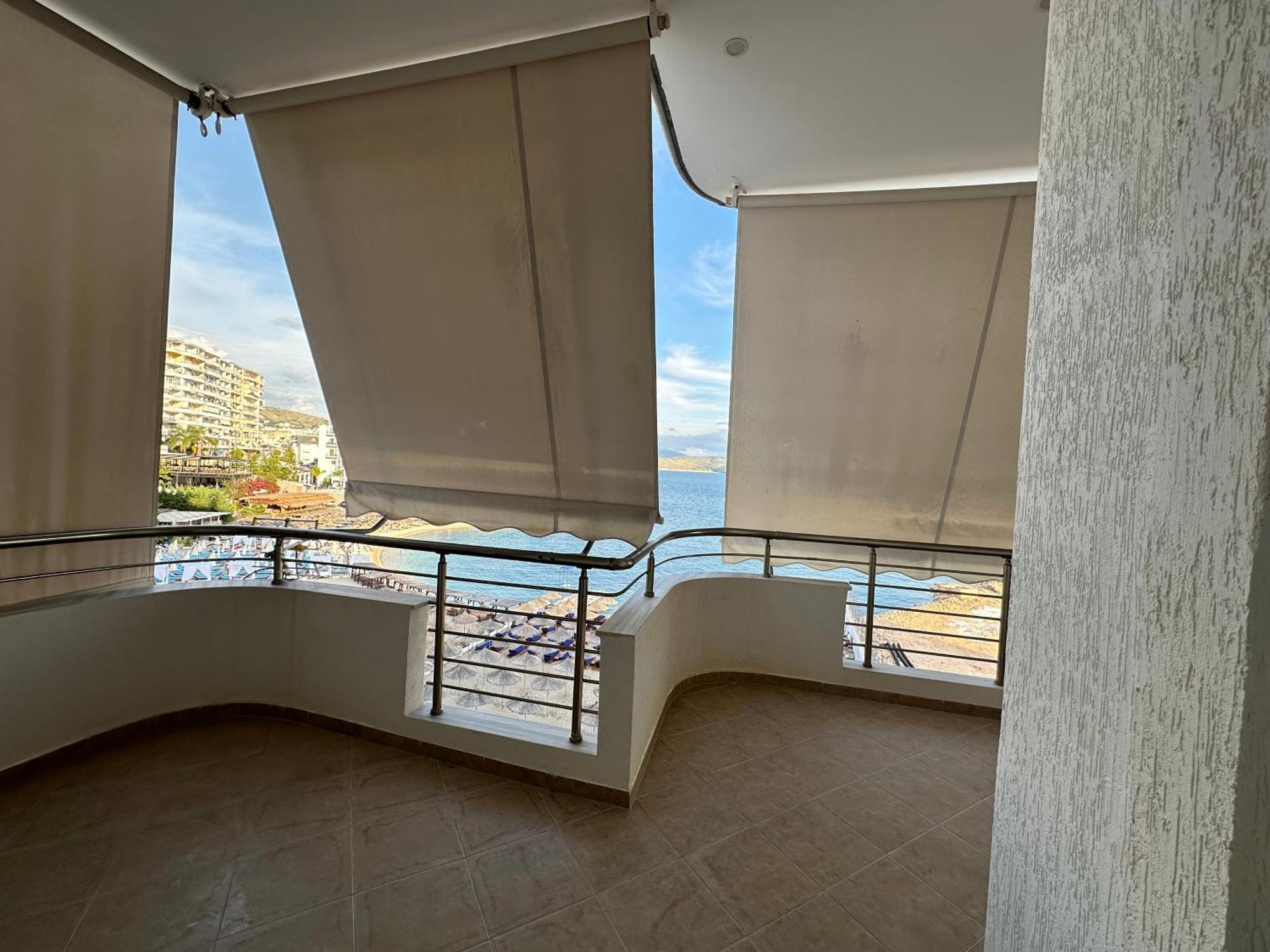 Aqua Apartments Seaview Sarandë Eksteriør bilde