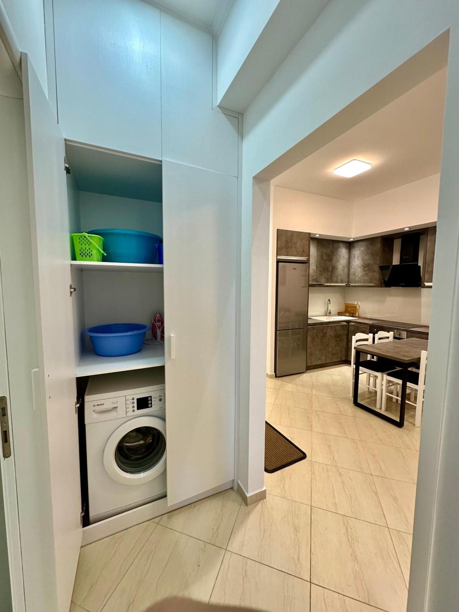 Aqua Apartments Seaview Sarandë Eksteriør bilde