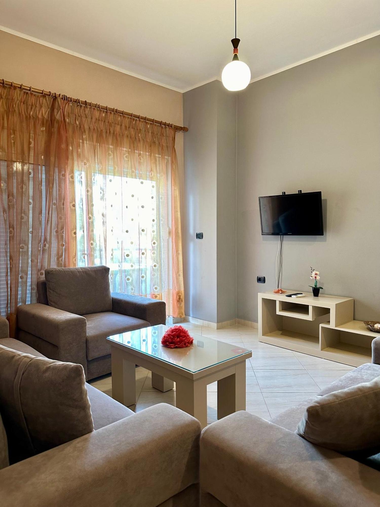 Aqua Apartments Seaview Sarandë Eksteriør bilde